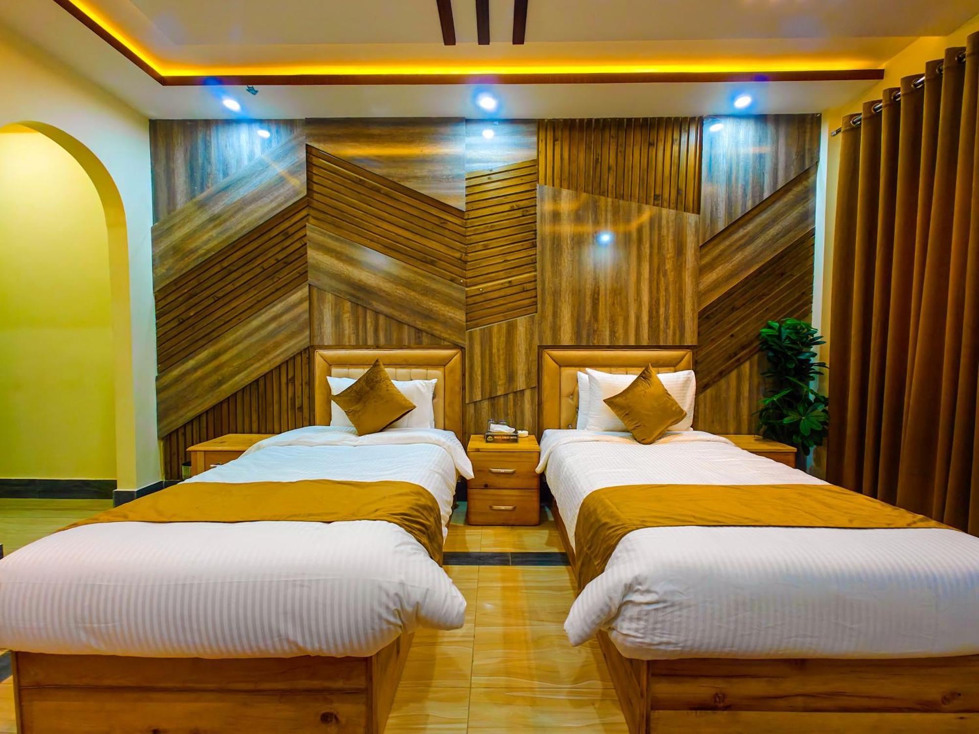 White Forest Hotel Kalam 외부 사진