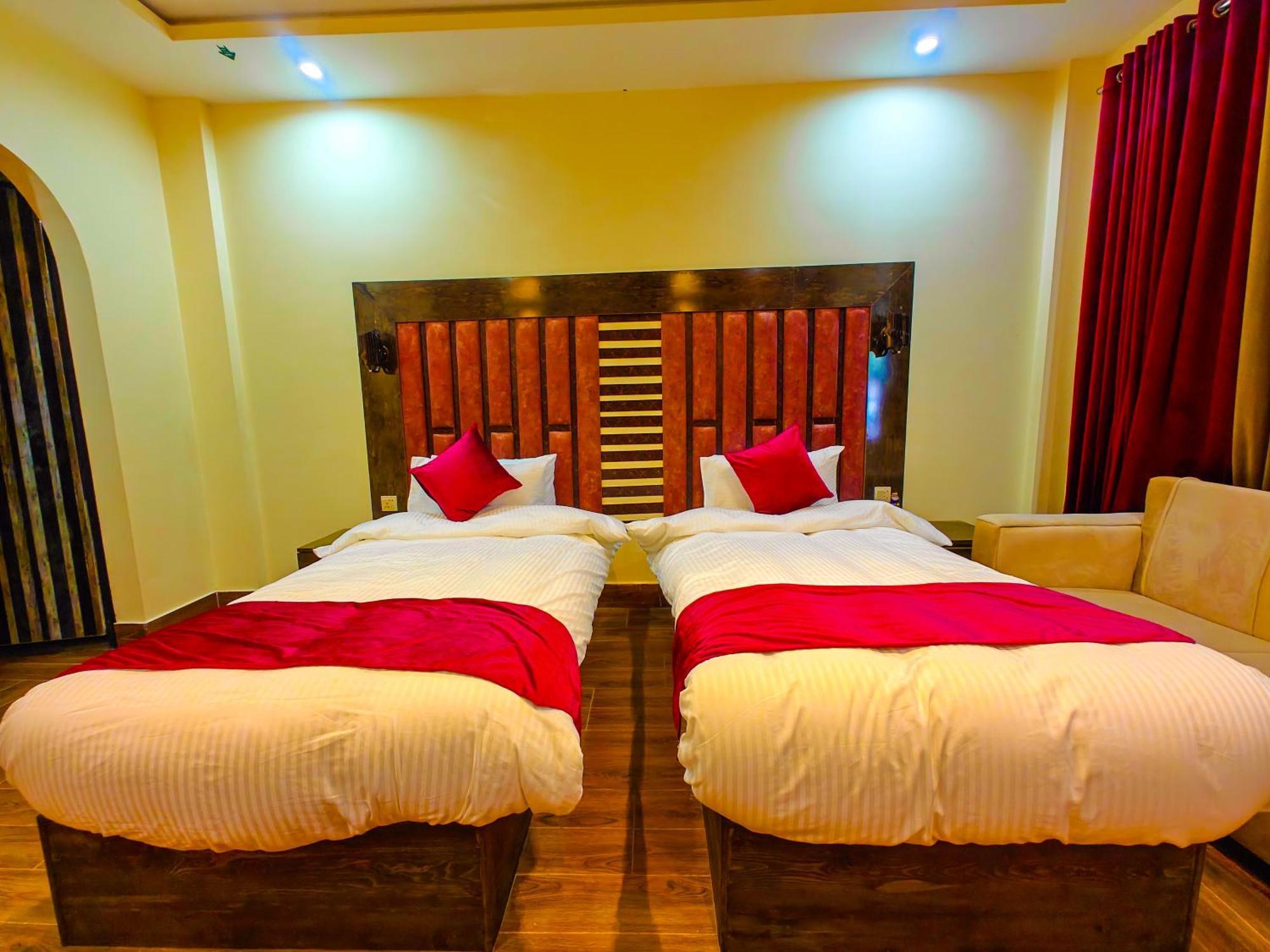 White Forest Hotel Kalam 외부 사진