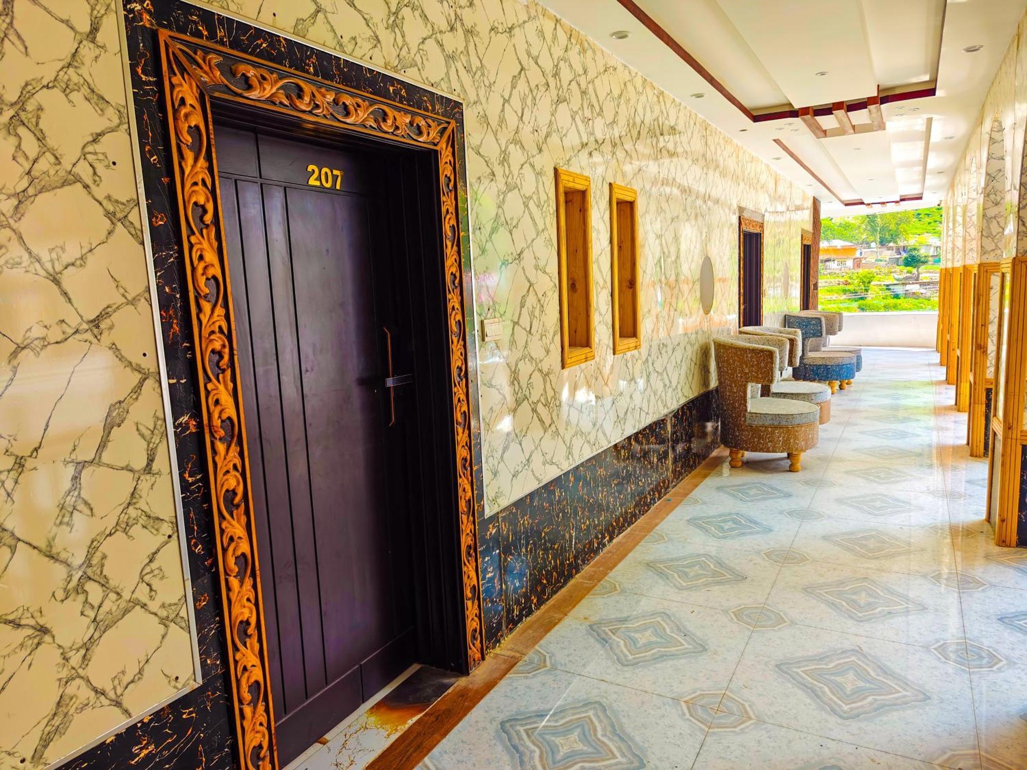 White Forest Hotel Kalam 외부 사진