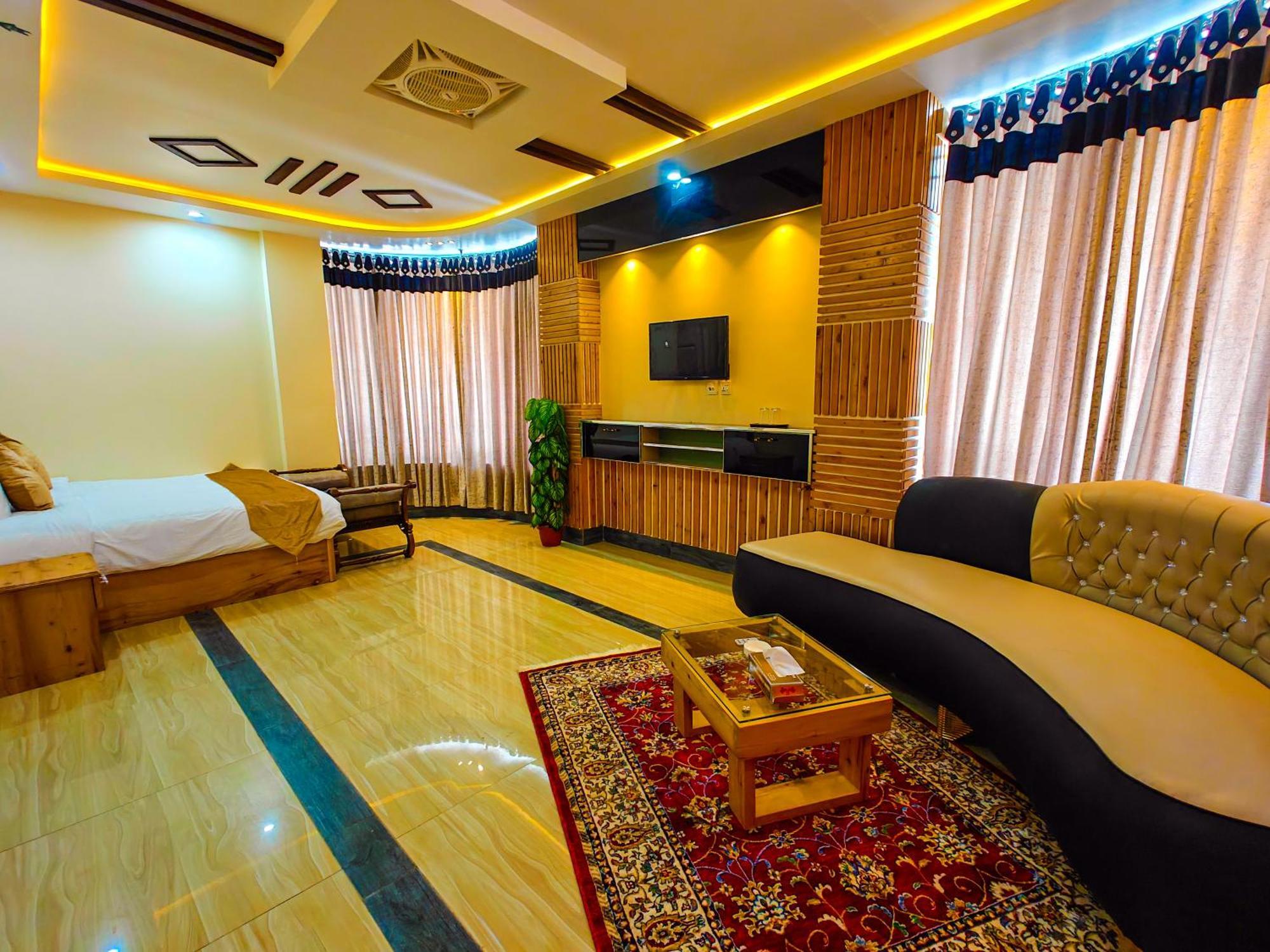 White Forest Hotel Kalam 외부 사진