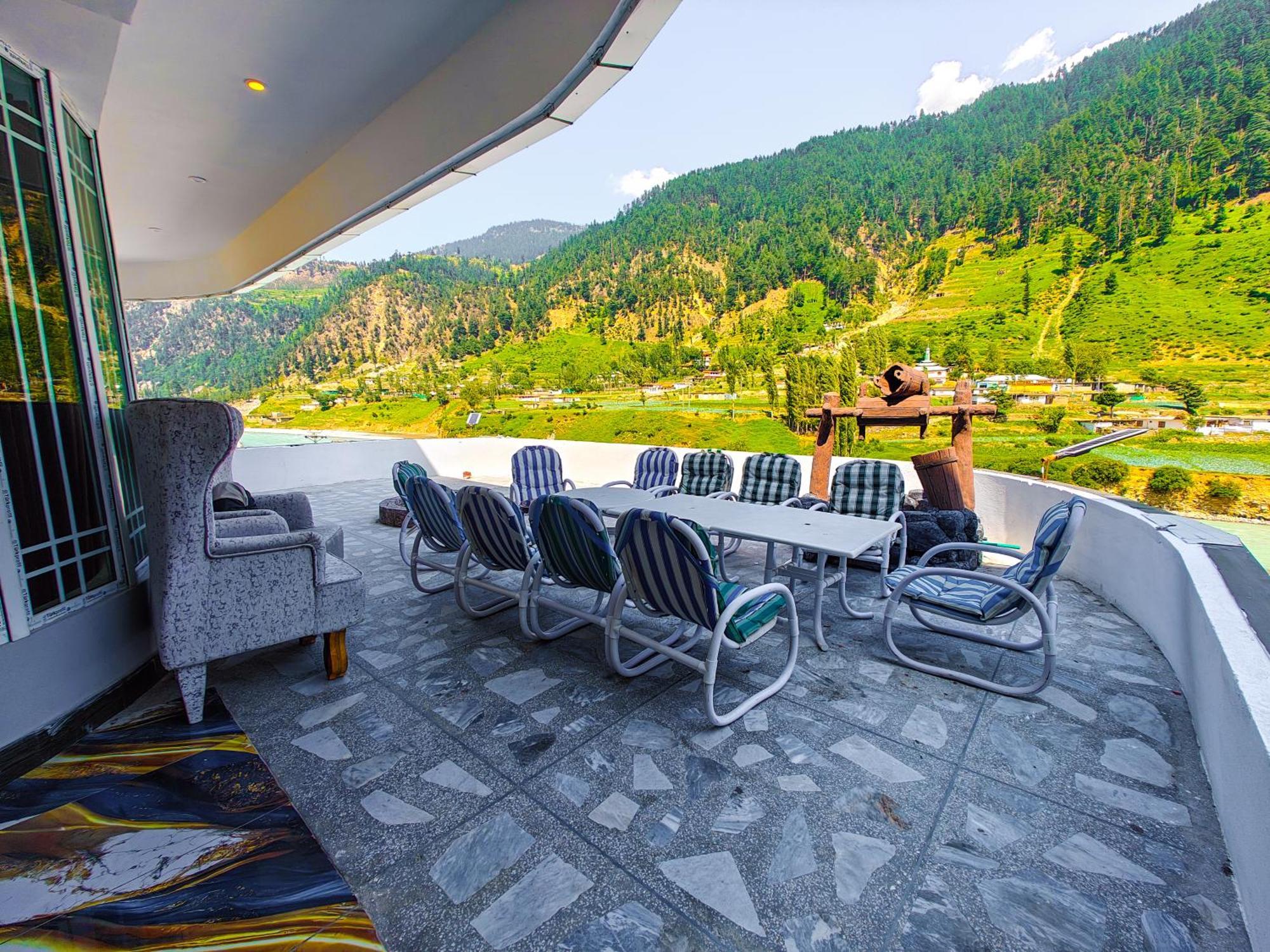 White Forest Hotel Kalam 외부 사진
