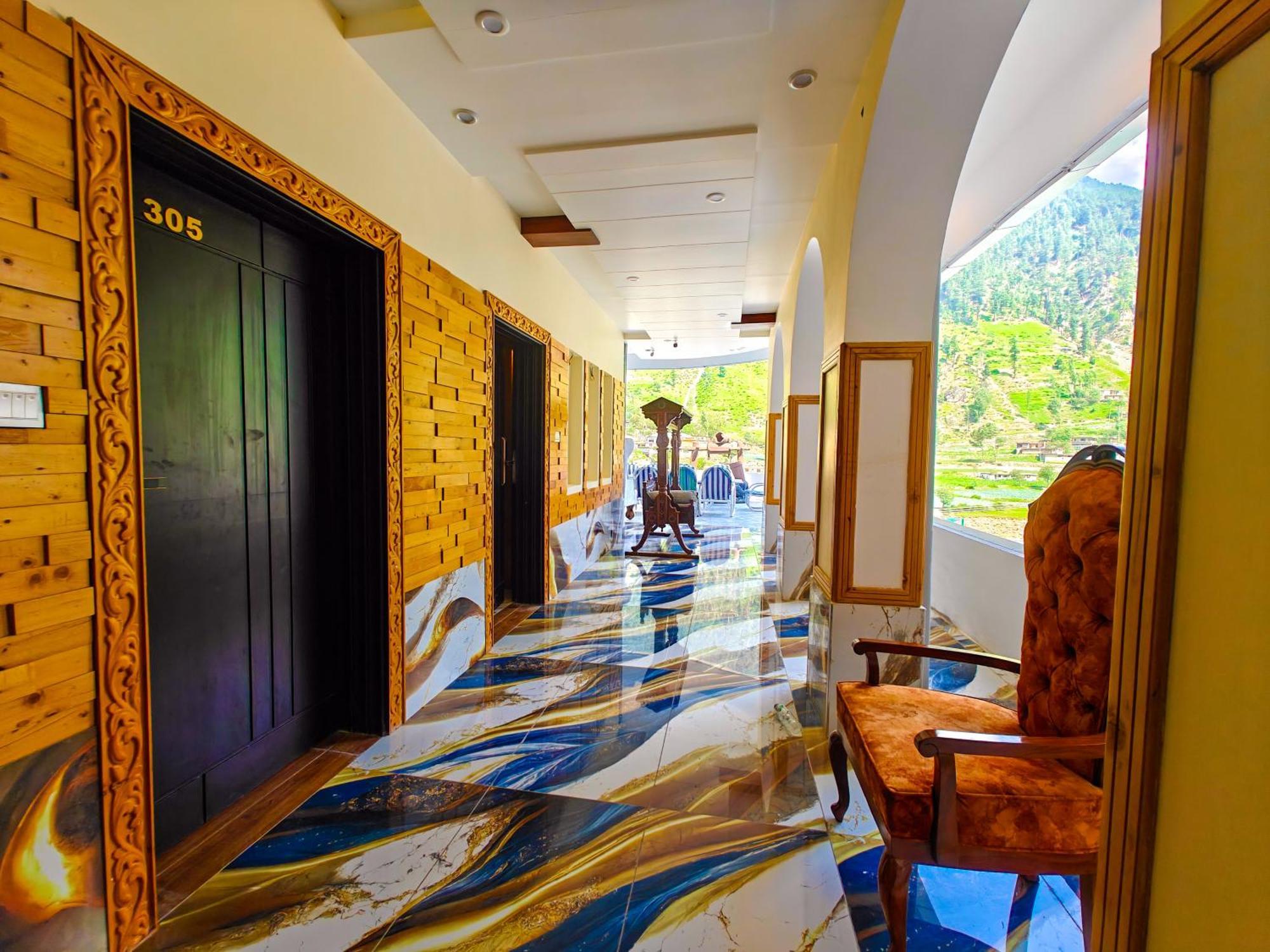 White Forest Hotel Kalam 외부 사진