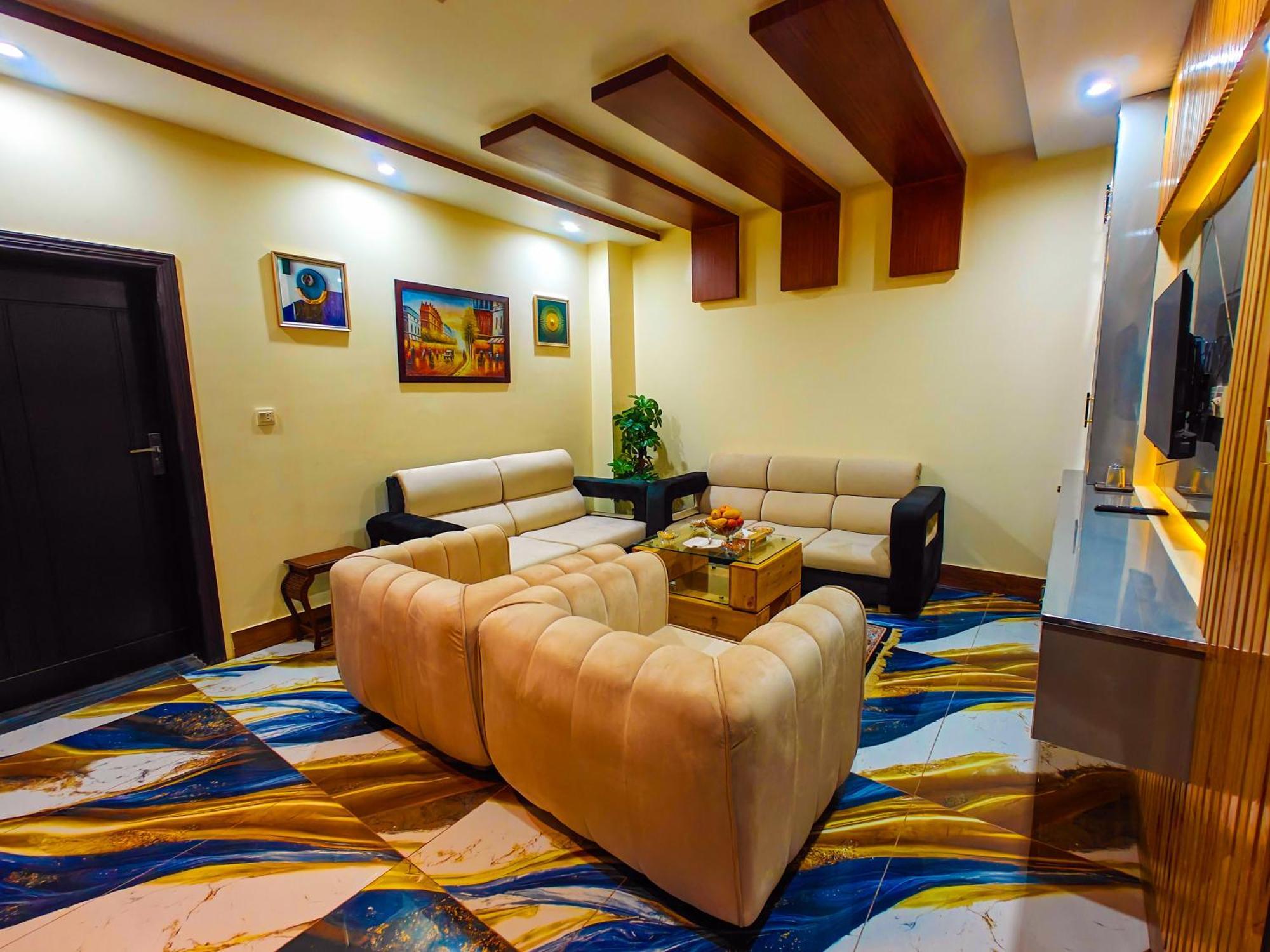 White Forest Hotel Kalam 외부 사진